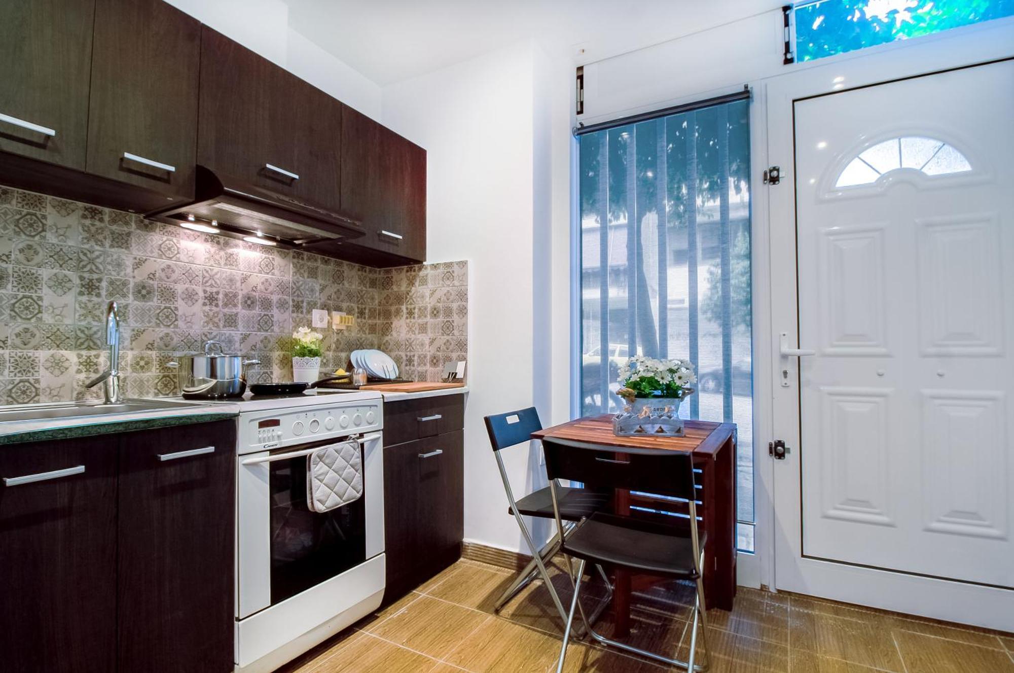 Cozy In 3 Km From Acropolis, 5km Form The